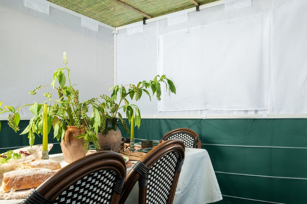 Classic Sukkah inside
