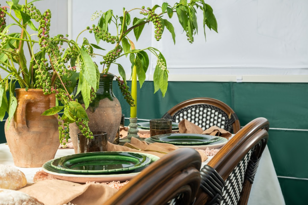 Classic Sukkah inside