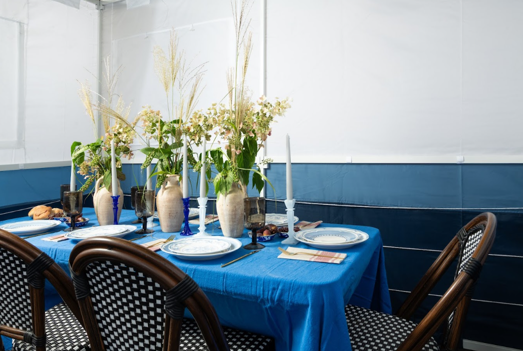 The Royal Sukkah inside