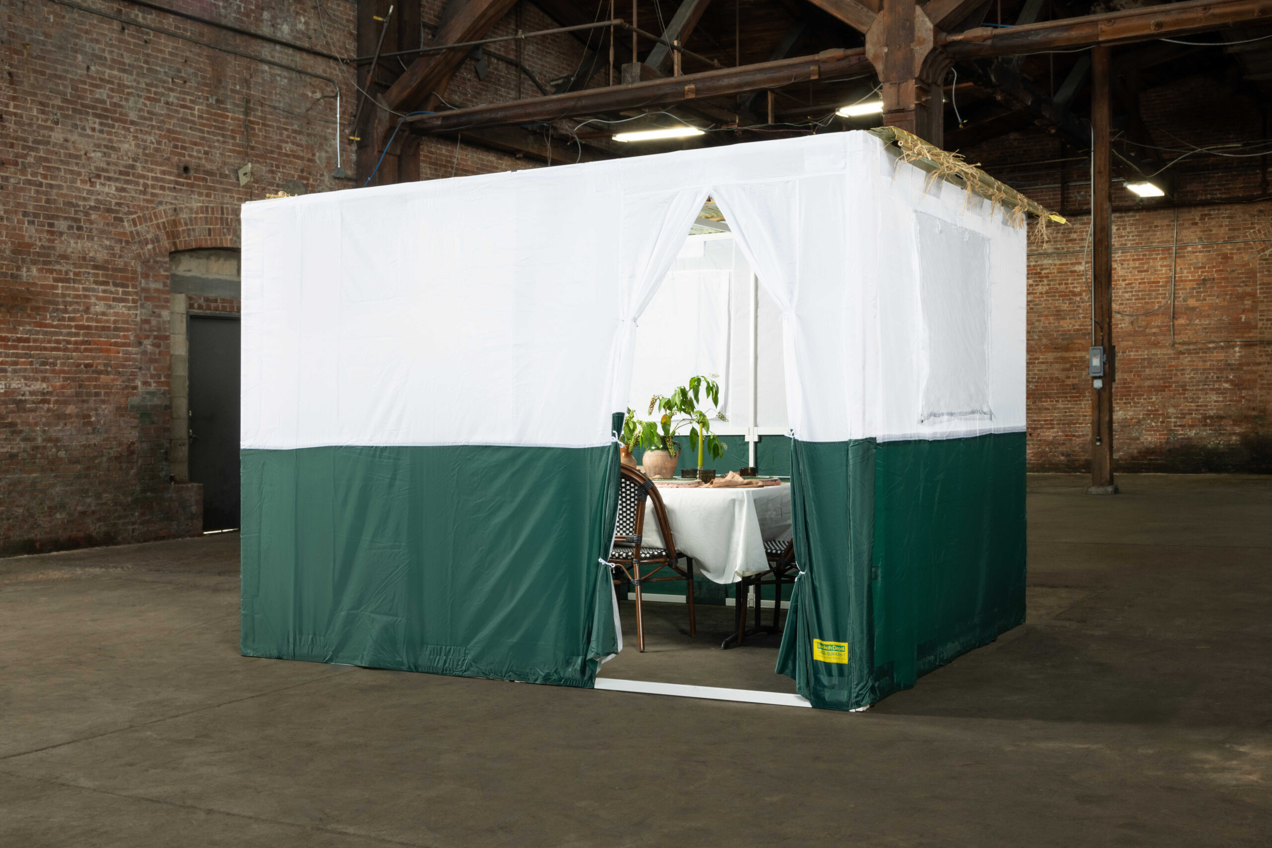 Classic Sukkah 8x12